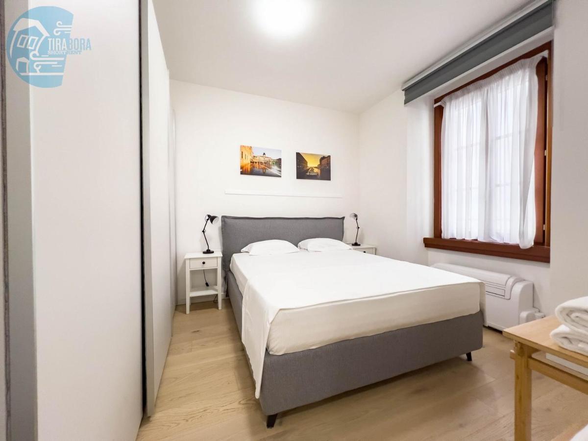 Ferienwohnung Piazza Della Borsa 3C Tirabora Short Rent Triest Exterior foto