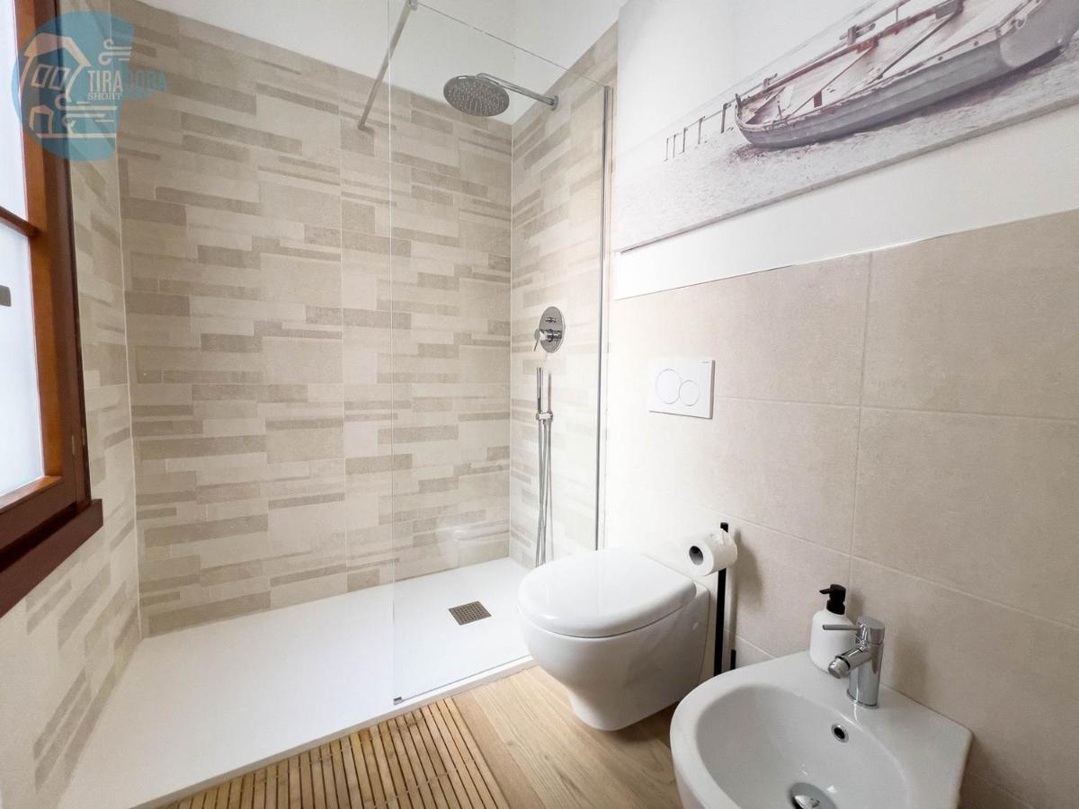 Ferienwohnung Piazza Della Borsa 3C Tirabora Short Rent Triest Exterior foto