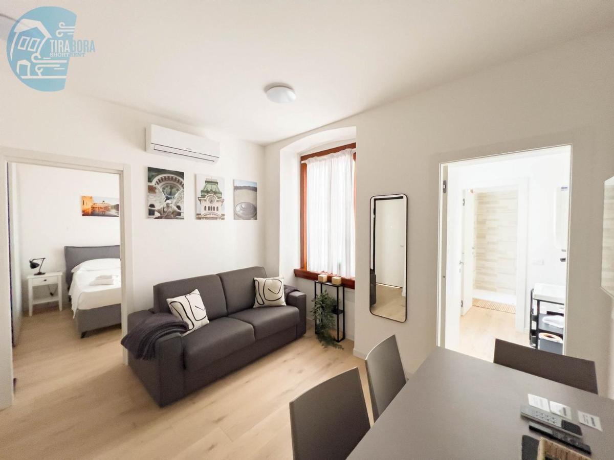 Ferienwohnung Piazza Della Borsa 3C Tirabora Short Rent Triest Exterior foto